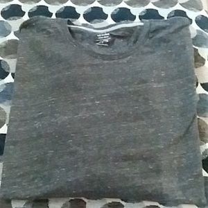 NEVER WORN mens long sleeve tee